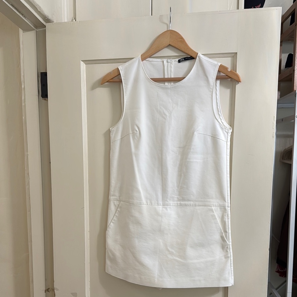 Zara White Sleeveless Skort